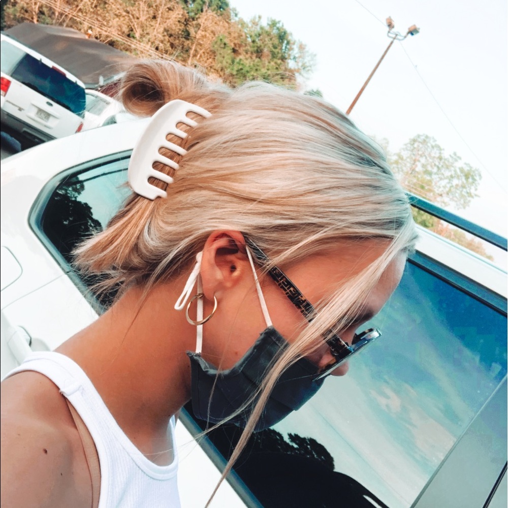 Meet your Posher, Calli O